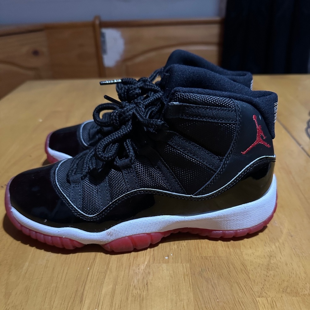Pre-owned, Nike Air Jordan 11 Retro GS 'Bred', youth size 4, 378038-061
